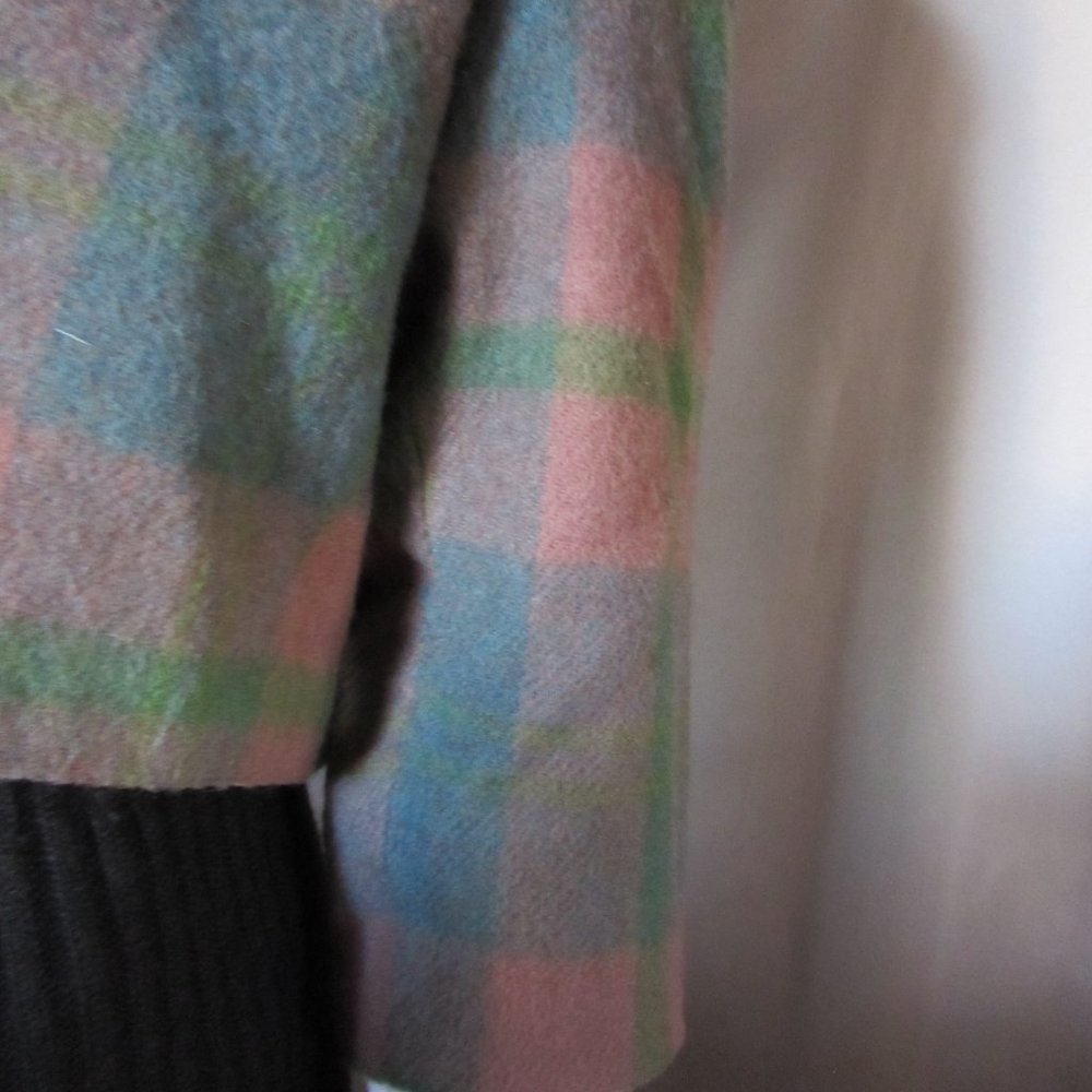 SALE Vintage Plaid Short Jacket & Weskit Vest - Picture 8 of 10